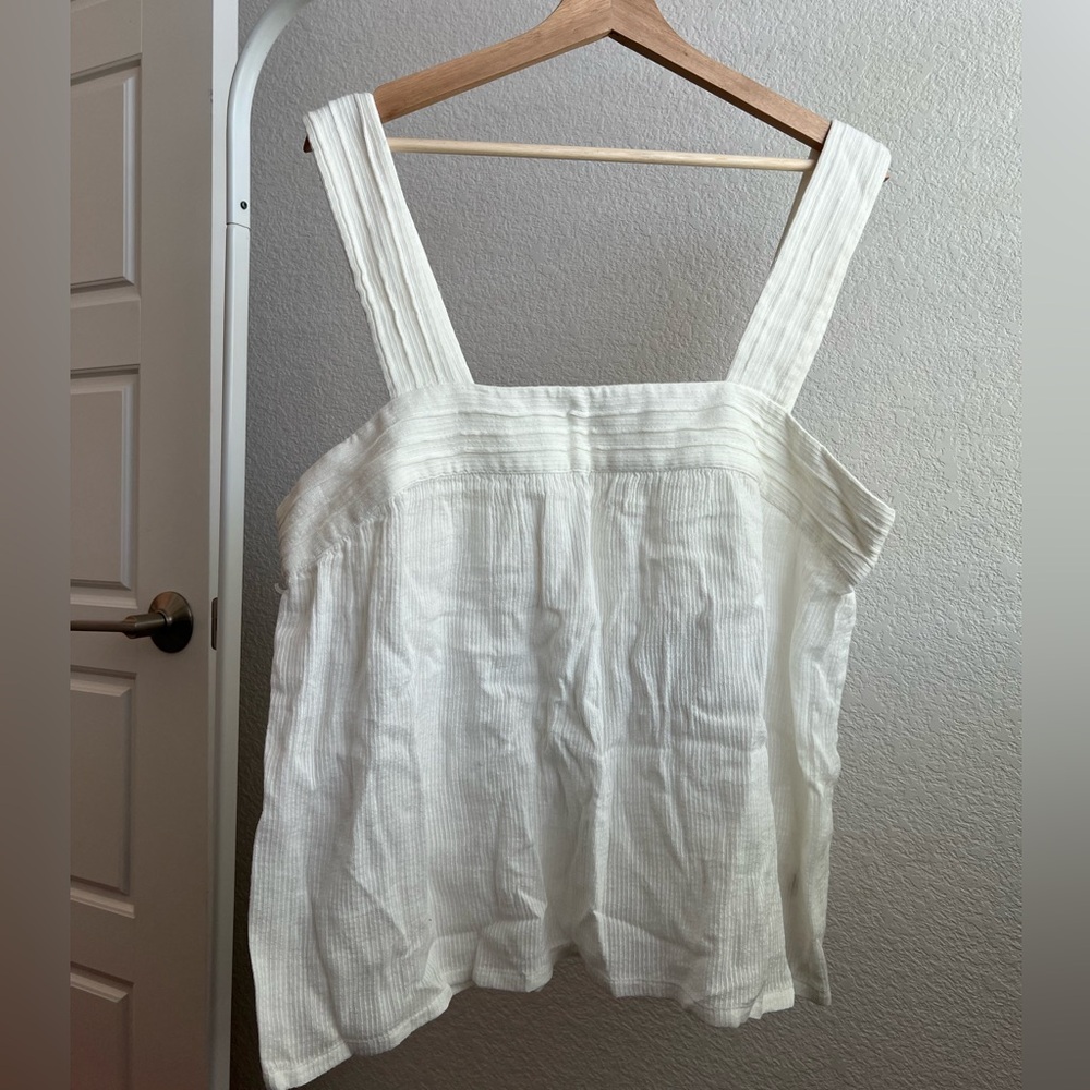 Faherty Ozette Dobby Top in White